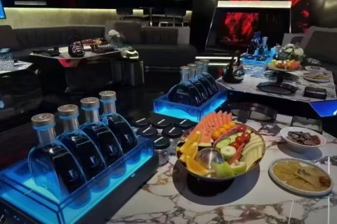 吉林AONE潮流夜店招聘女营销/促销员,稳定高薪岗位期待你施展拳脚